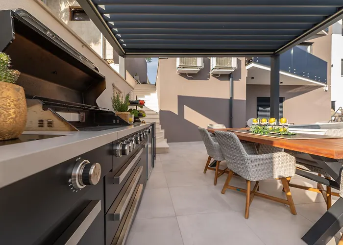 Aurea De Luxe Luxus Mit Beheiztem Pool Insel Krk Apartmán *