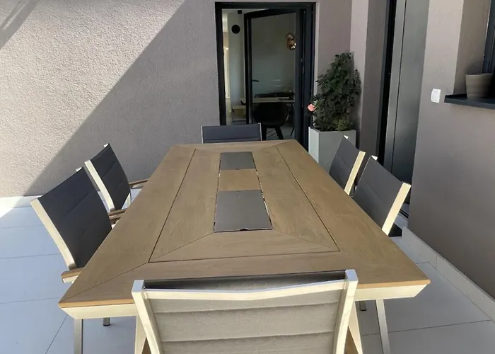 Aurea De Luxe Luxus Mit Beheiztem Pool Insel Krk Apartmán *