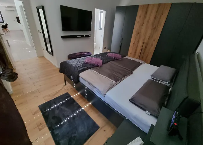 Aurea De Luxe Luxus Mit Beheiztem Pool Insel Krk Malinska