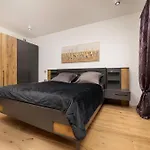 Aurea De Luxe Luxus Mit Beheiztem Pool Insel Krk Apartmán *