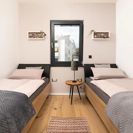 Aurea De Luxe Luxus Mit Beheiztem Pool Insel Krk Malinska