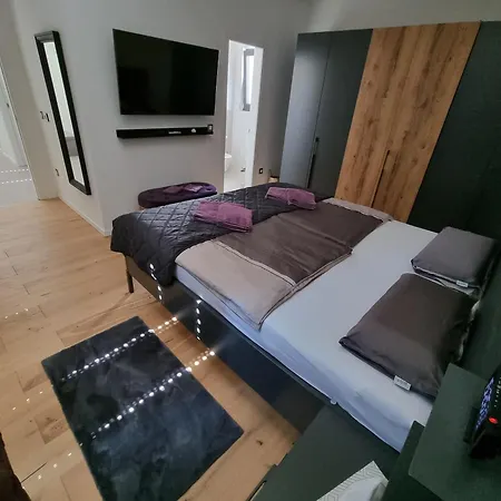Aurea De Luxe Luxus Mit Beheiztem Pool Insel Krk Malinska