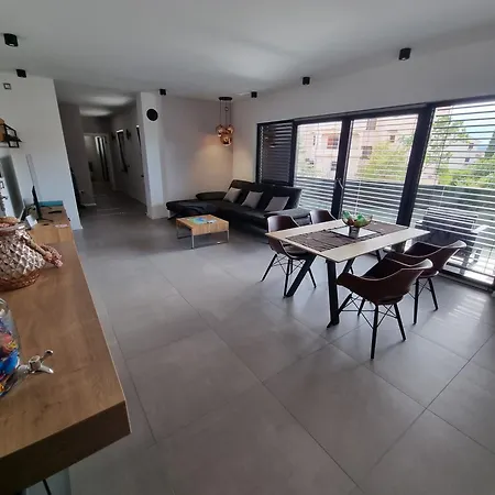Aurea De Luxe Luxus Mit Beheiztem Pool Insel Krk * Malinska