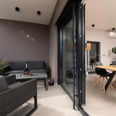 Aurea De Luxe Luxus Mit Beheiztem Pool Insel Krk Apartment Malinska
