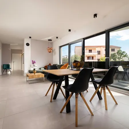 Aurea De Luxe Luxus Mit Beheiztem Pool Insel Krk *