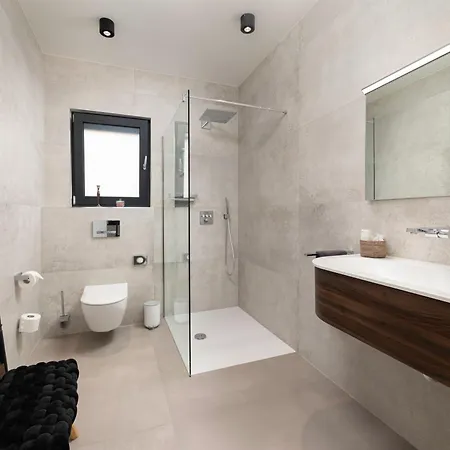 Aurea De Luxe Luxus Mit Beheiztem Pool Insel Krk Apartment