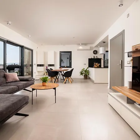 Apartment Aurea De Luxe Luxus Mit Beheiztem Pool Insel Krk